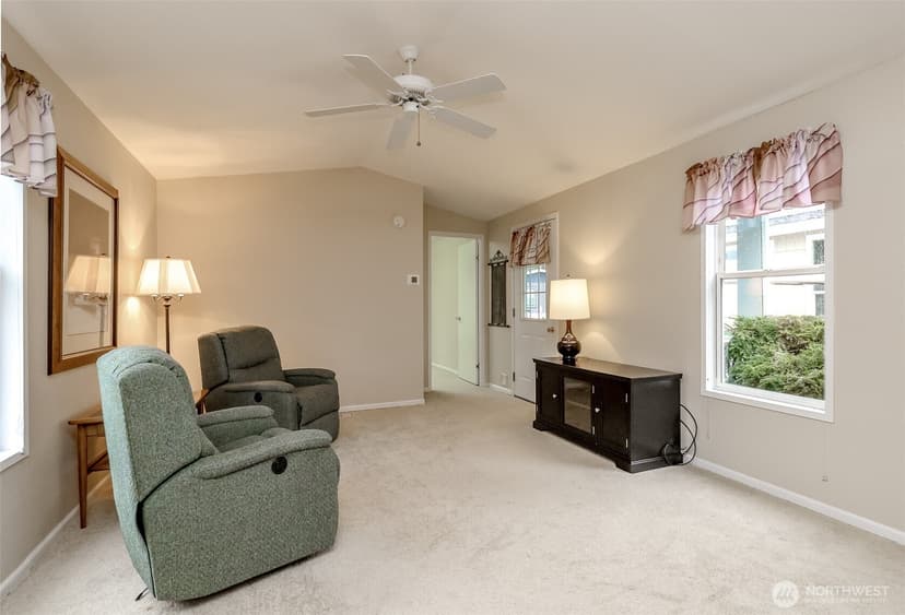 Property photo for 8410 143rd Avenue Ct E, Puyallup photo 5