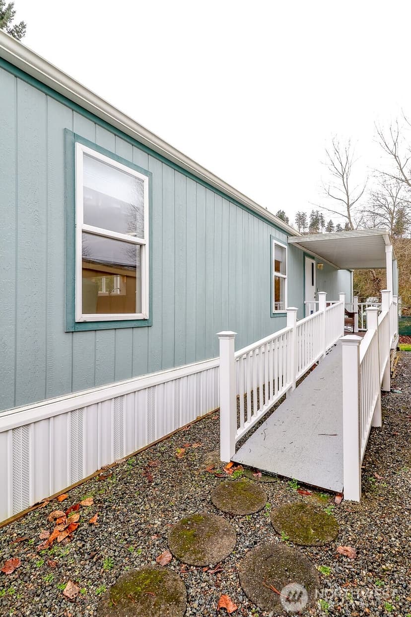 Property photo for 8410 143rd Avenue Ct E, Puyallup photo 22