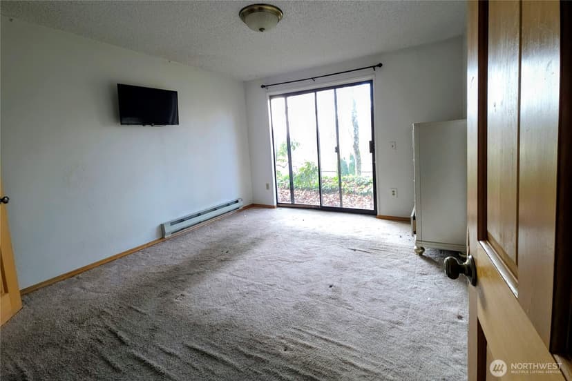 Property photo for 12421 74th Lane #18, Seattle photo 14