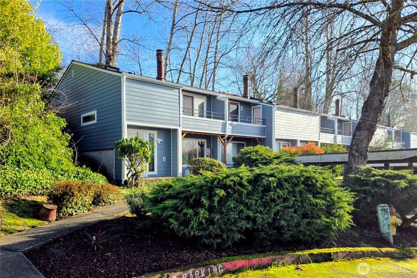 Property photo for 12421 74th Lane #18, Seattle photo 24