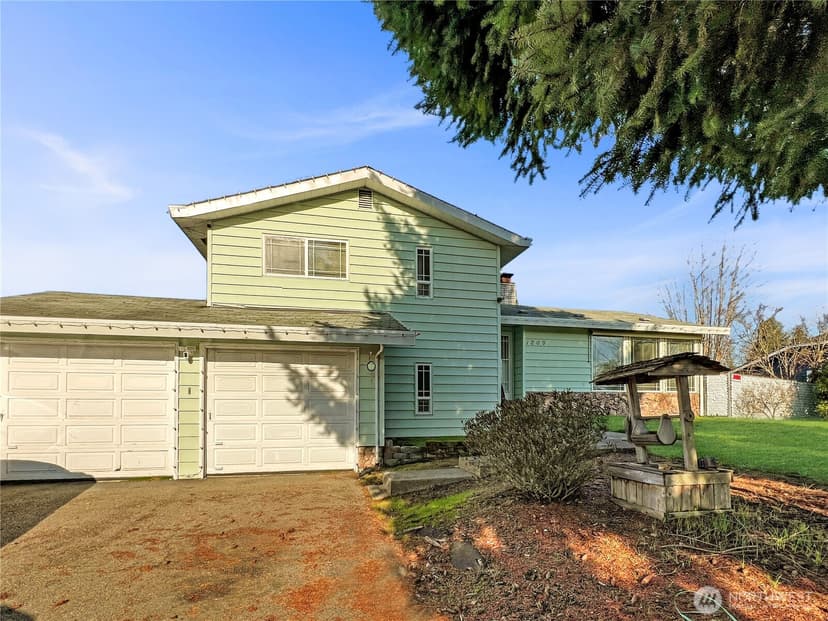 Property photo for 1209 132nd Street S, Tacoma