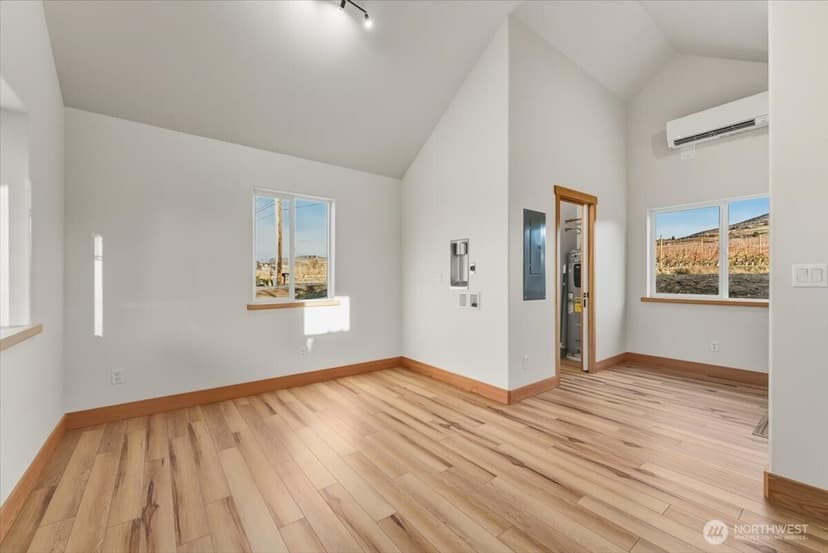 Property photo for 17 Kalian Lane, Manson photo 9