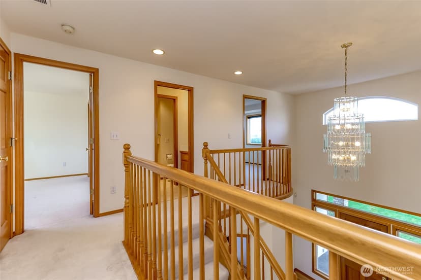 Property photo for 2201 Hillside Drive NE, Tacoma photo 29