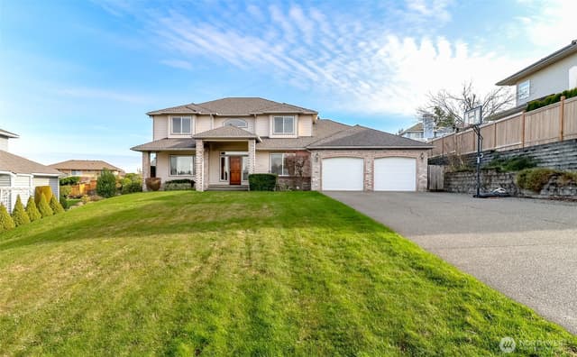 Property photo for 2201 Hillside Drive NE, Tacoma photo 5