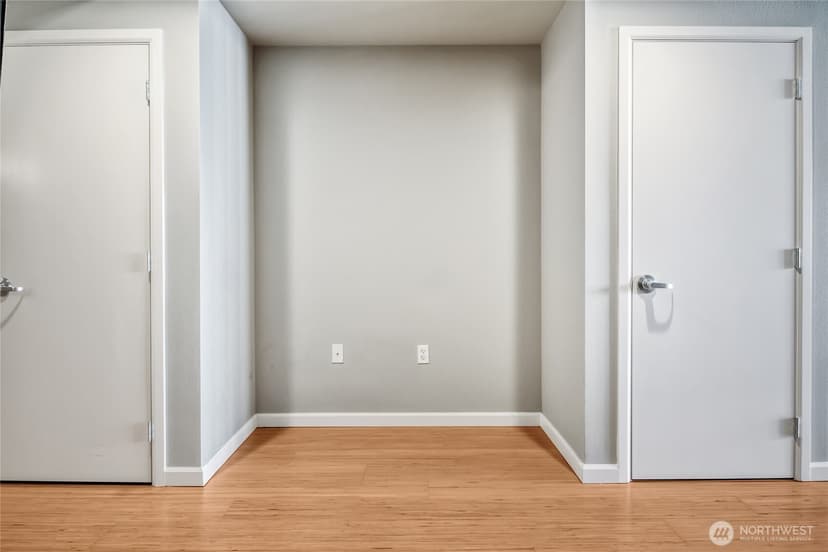 Property photo for 17 W Mercer Street #217, Seattle photo 25