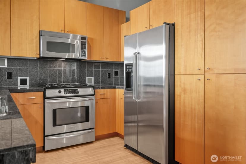 Property photo for 17 W Mercer Street #217, Seattle photo 18