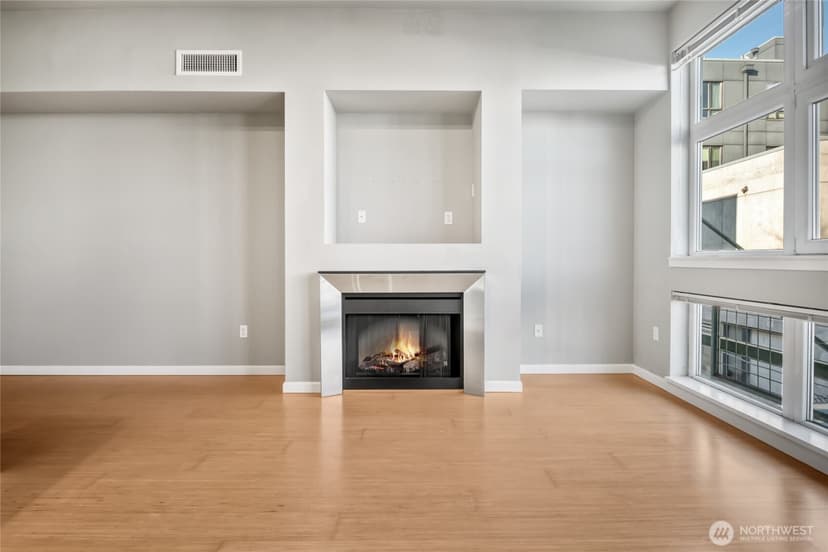 Property photo for 17 W Mercer Street #217, Seattle photo 13