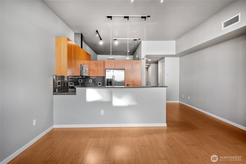 Property photo for 17 W Mercer Street #217, Seattle photo 11
