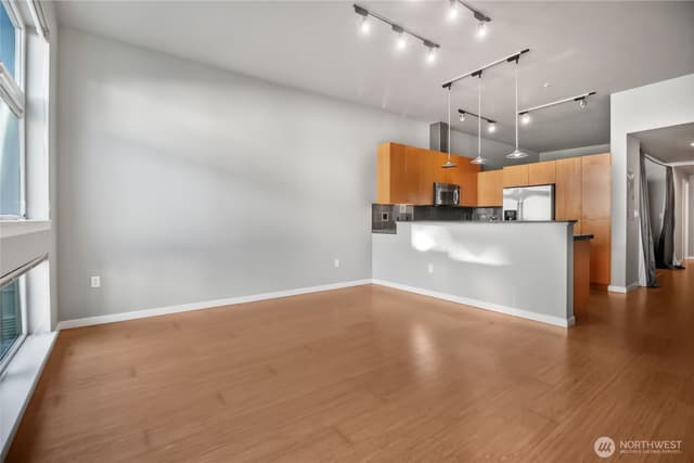 Property photo for 17 W Mercer Street #217, Seattle photo 5