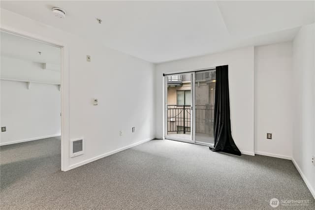 Property photo for 425 Vine Street #610, Seattle photo 4