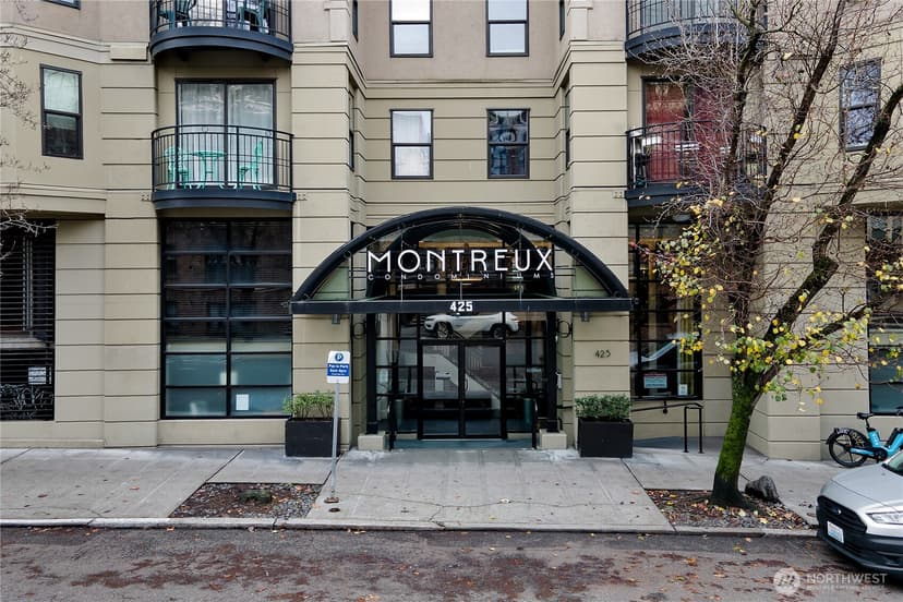Property photo for 425 Vine Street #610, Seattle photo 2