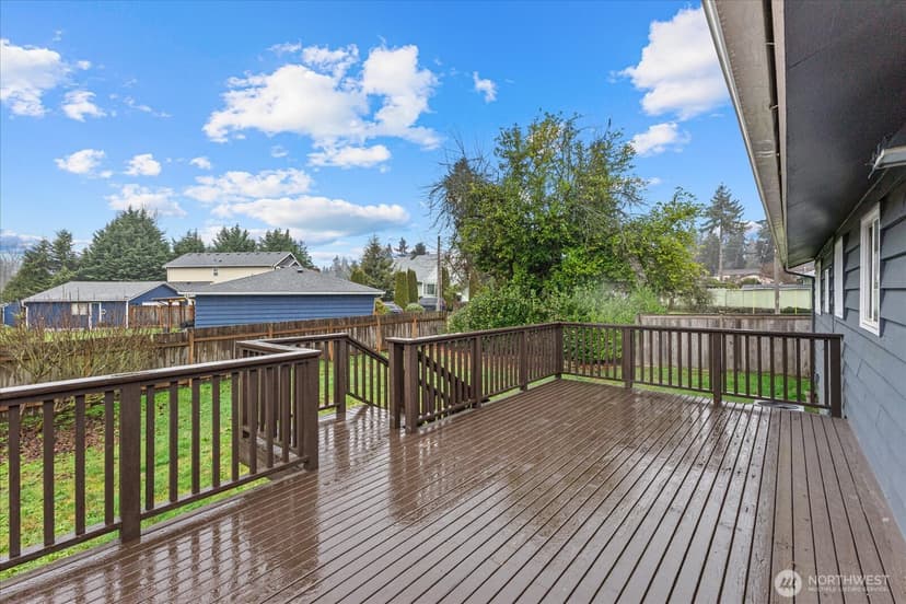 Property photo for 13729 8th Avenue S, Burien photo 21