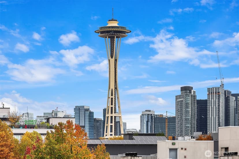 Property photo for 500 5th Avenue W #705, Seattle photo 7