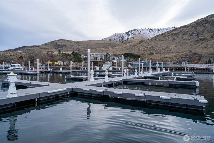 Property photo for 1350 W Woodin Avenue #C-25, Chelan photo 6