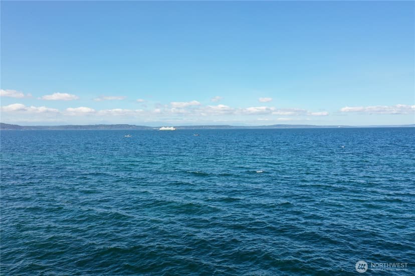 Property photo for 2200 Alki Avenue SW #103, Seattle photo 7