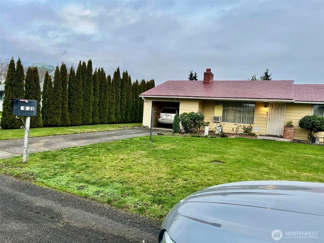 Property photo for 10621 Westwood Drive SW, Lakewood photo 3
