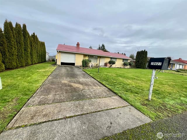 Property photo for 10621 Westwood Drive SW, Lakewood