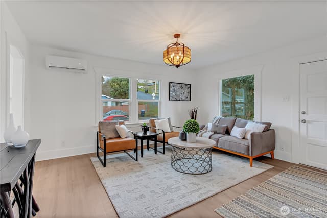 Property photo for 3002 S Proctor Street, Tacoma photo 4