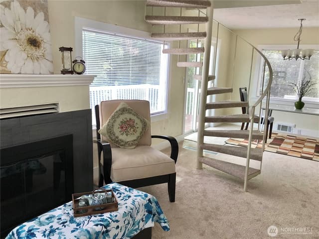 Property photo for 16241 54th Avenue S, Tukwila photo 4