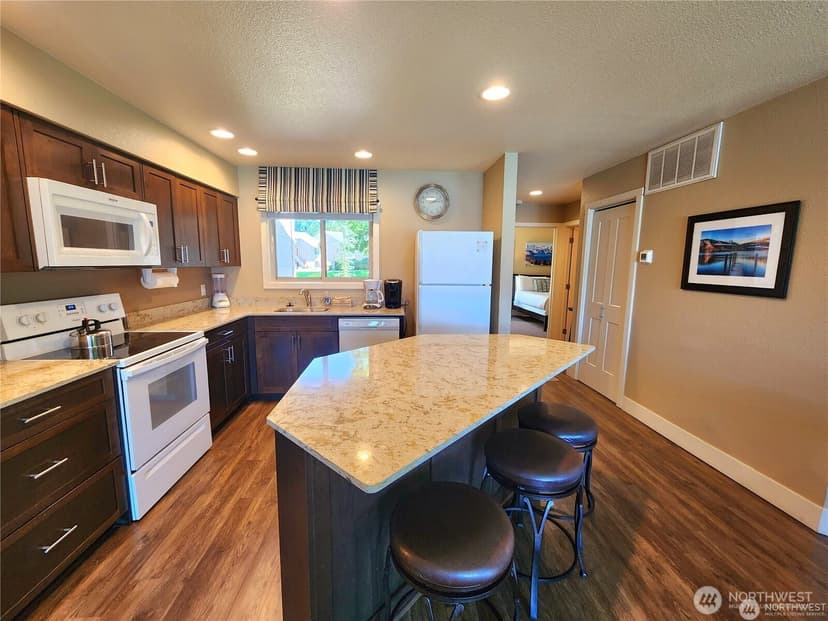 Property photo for 1 Beach 561-B, Manson photo 9