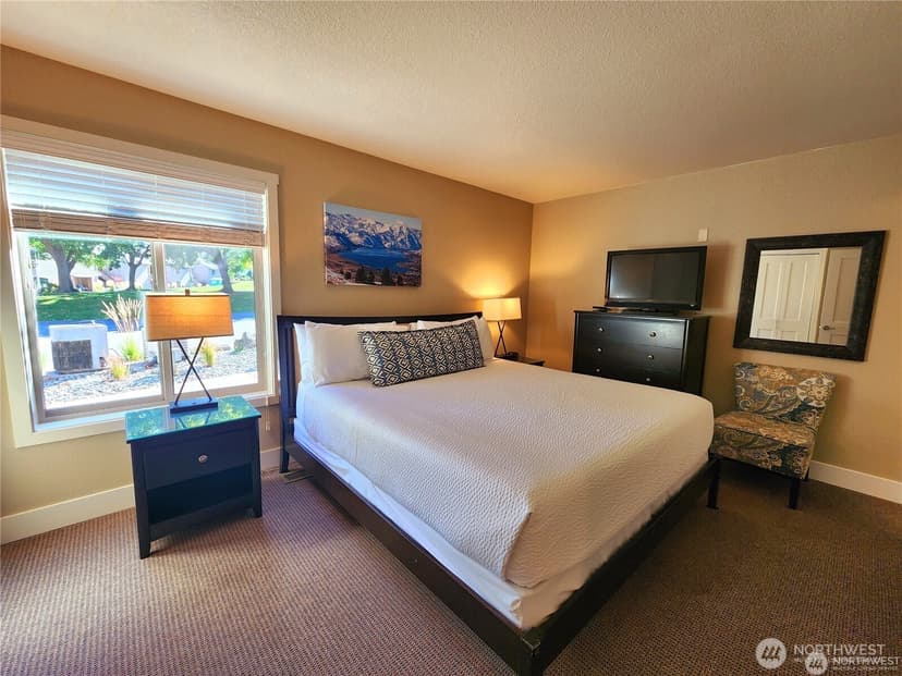Property photo for 1 Beach 561-B, Manson photo 12