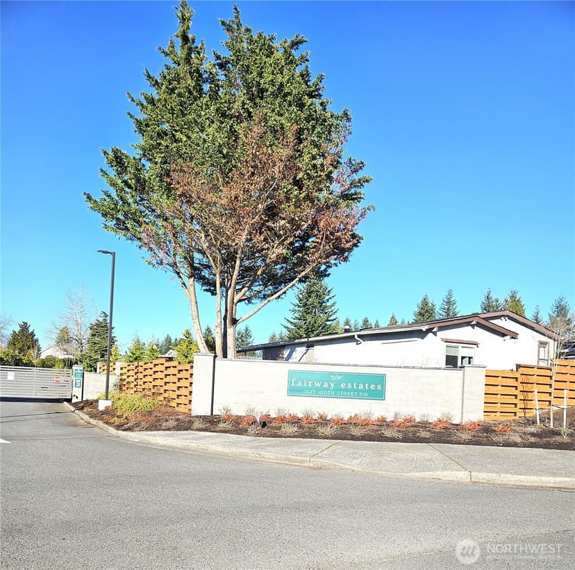 Property photo for 1427 100th Street #75, Everett photo 3