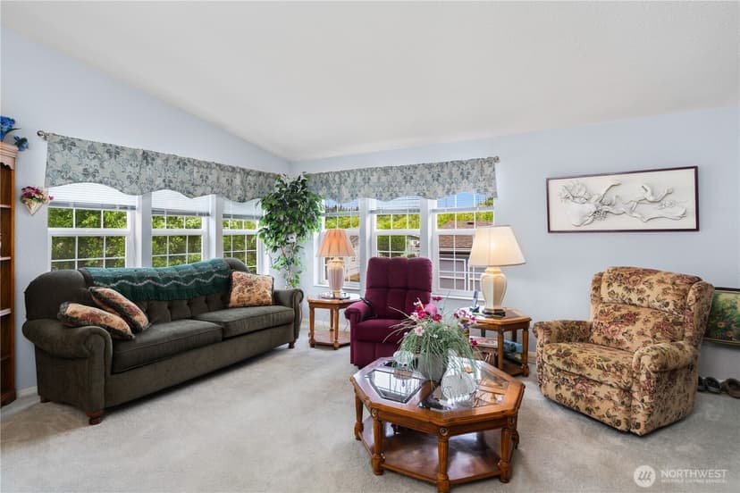Property photo for 6638 Virgo Lane NE, Bremerton photo 10
