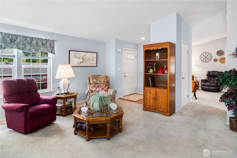 Property photo for 6638 Virgo Lane NE, Bremerton photo 11
