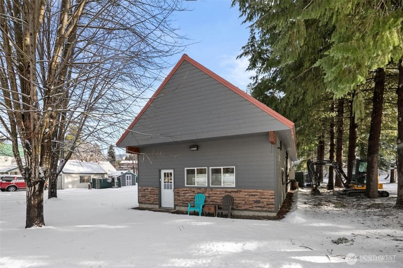 Property photo for 9511 E Leavenworth Road, Leavenworth photo 34