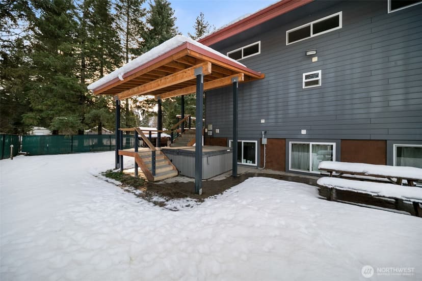 Property photo for 9511 E Leavenworth Road, Leavenworth photo 36