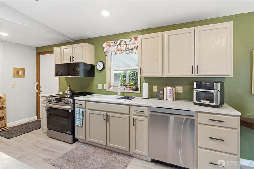 Property photo for 517 NW Silver Meadow Lane, Bremerton photo 9