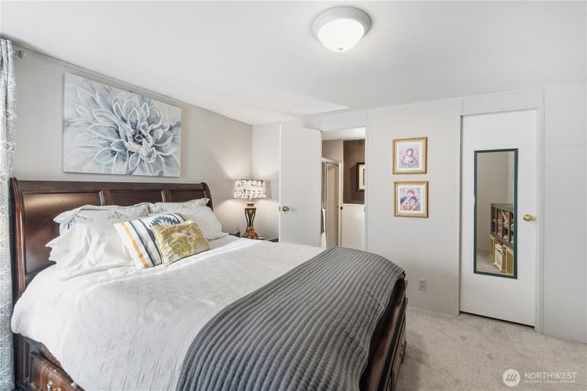 Property photo for 517 NW Silver Meadow Lane, Bremerton photo 14