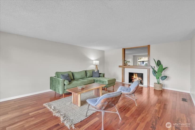 Property photo for 7225 95th Ave SW, Lakewood photo 5