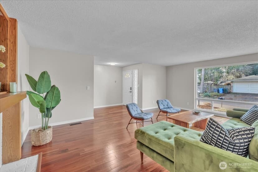 Property photo for 7225 95th Ave SW, Lakewood photo 6