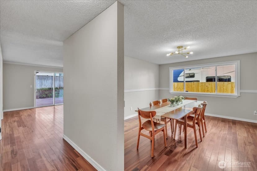 Property photo for 7225 95th Ave SW, Lakewood photo 16