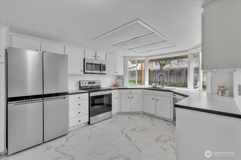 Property photo for 7225 95th Ave SW, Lakewood photo 12