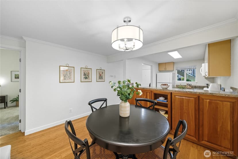 Property photo for 12601 SE 41st Place #C102, Bellevue photo 10