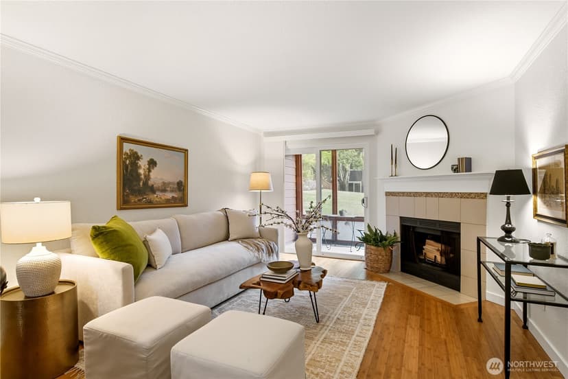 Property photo for 12601 SE 41st Place #C102, Bellevue photo 11