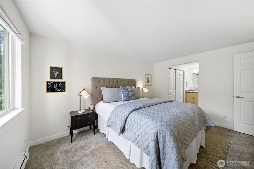 Property photo for 12601 SE 41st Place #C102, Bellevue photo 15