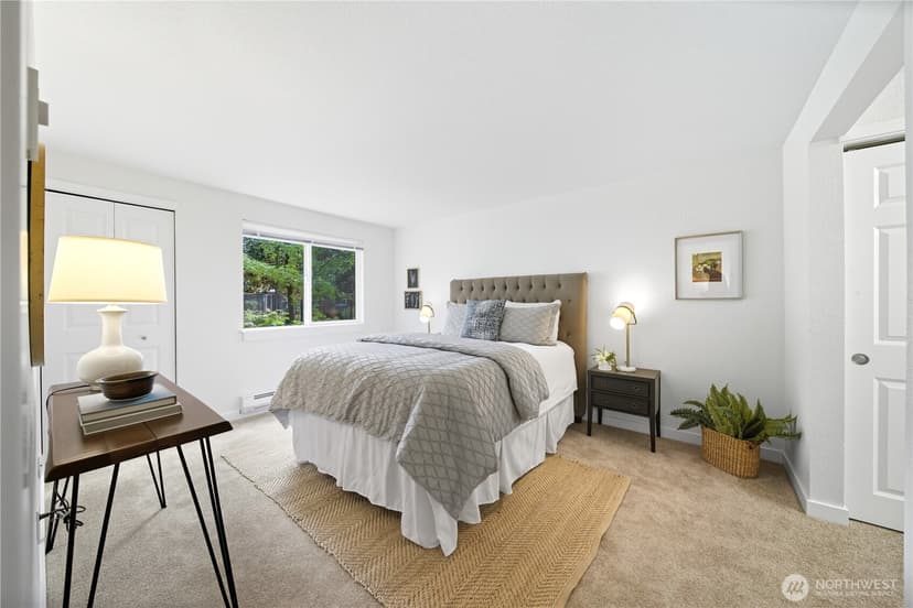 Property photo for 12601 SE 41st Place #C102, Bellevue photo 14