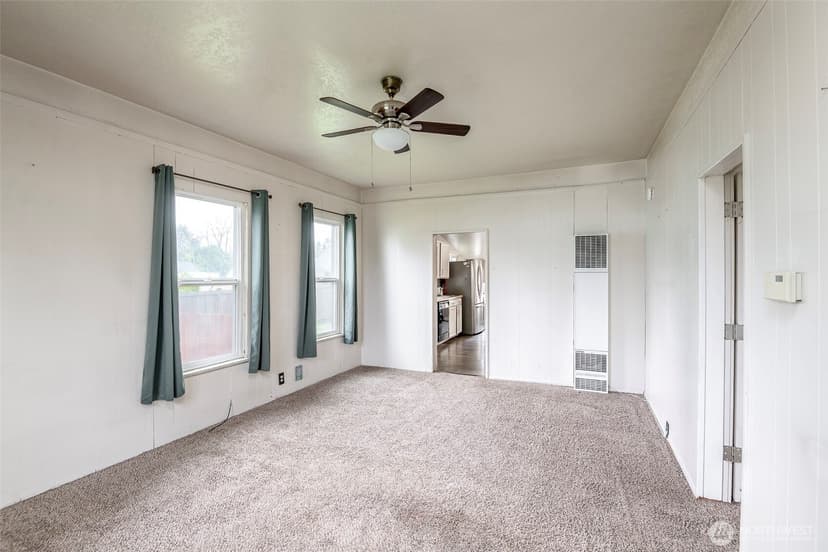 Property photo for 324 H Street SE, Auburn photo 6