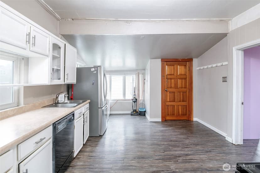 Property photo for 324 H Street SE, Auburn photo 12