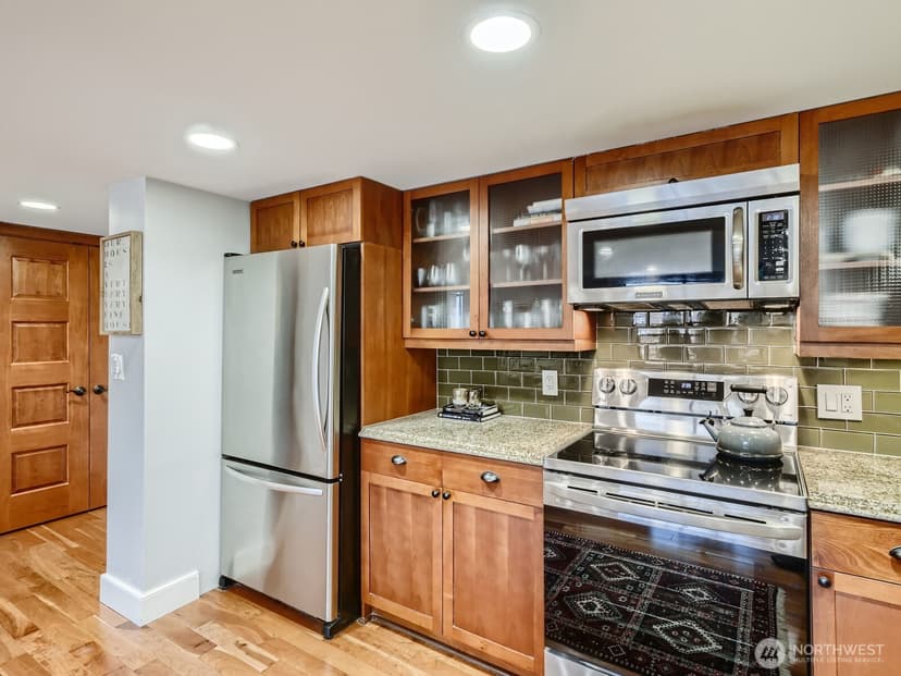 Property photo for 201 Galer Street #163, Seattle photo 6
