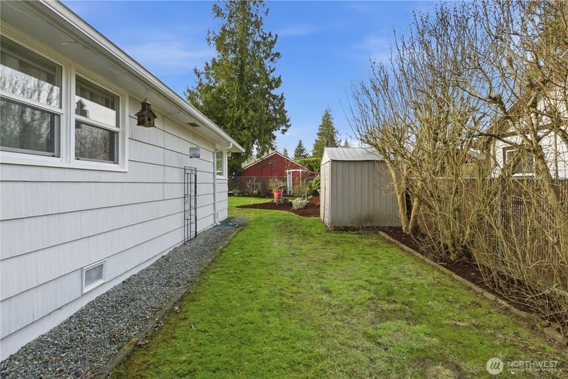 Property photo for 10421 2nd Place SW, Seattle photo 28