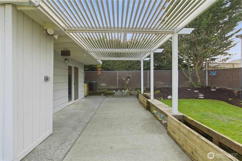 Property photo for 10421 2nd Place SW, Seattle photo 25
