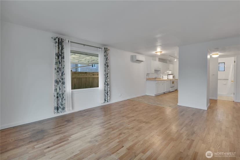 Property photo for 10421 2nd Place SW, Seattle photo 6