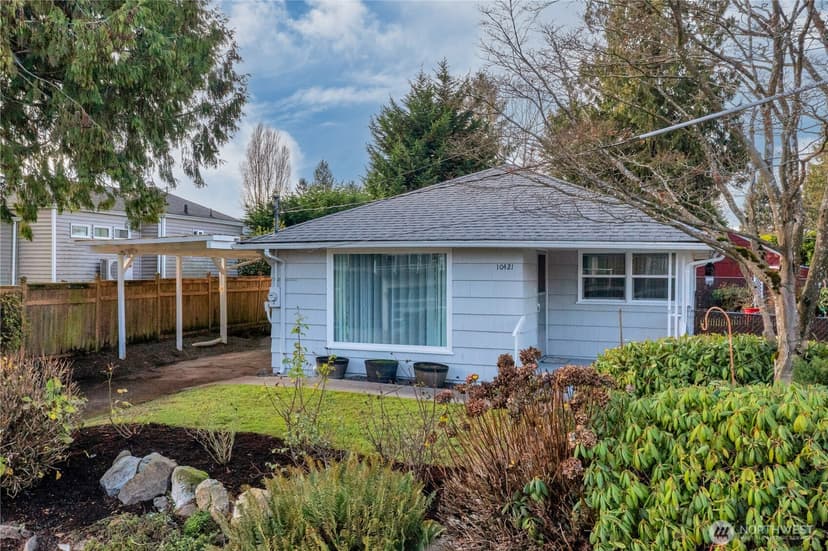 Property photo for 10421 2nd Place SW, Seattle photo 3