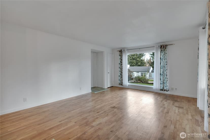 Property photo for 10421 2nd Place SW, Seattle photo 8