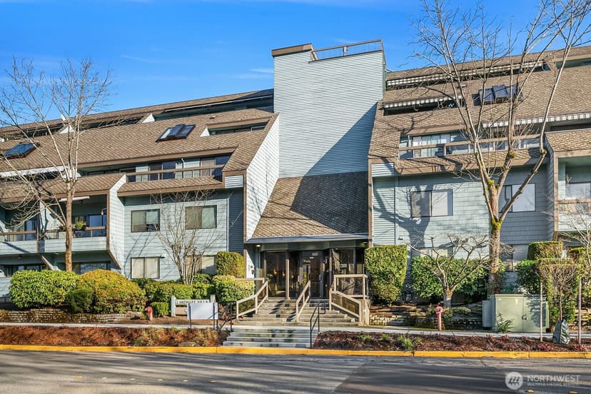 Property photo for 3030 80th Avenue SE #306, Mercer Island photo 29