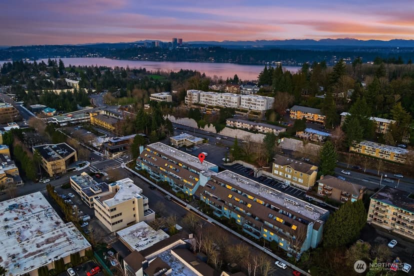 Property photo for 3030 80th Avenue SE #306, Mercer Island photo 35